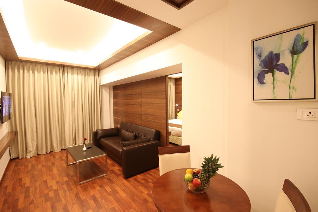 Khanna Fiesta Vellore Exterior foto