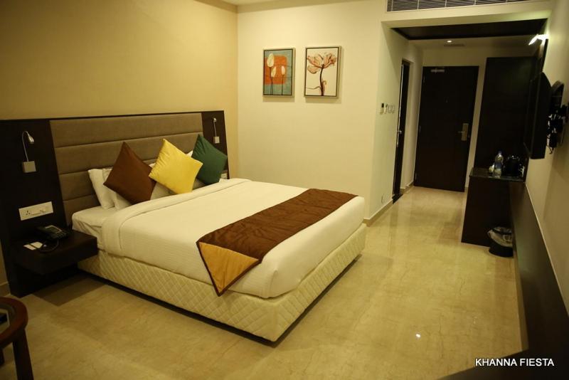 Khanna Fiesta Vellore Exterior foto